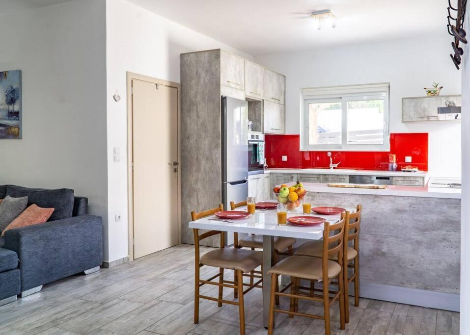 Artemissia New Well Sided Modish House Apartment กิสเซมอส ภายนอก รูปภาพ